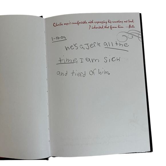 The Twilight Saga "Twilight" Journal - Picture 4 of 7